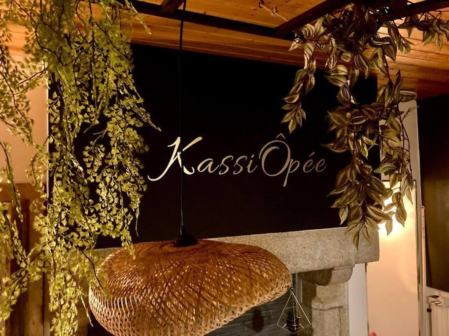 Suite Kassiopee, Romantisme, Balneo, Sauna Quimperlé المظهر الخارجي الصورة