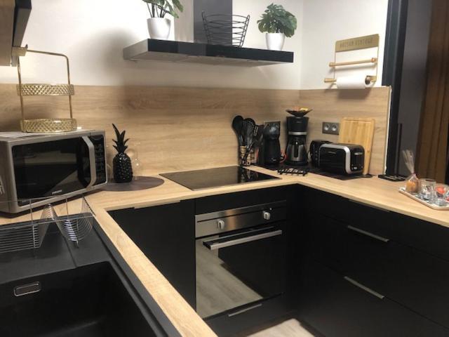Suite Kassiopee, Romantisme, Balneo, Sauna Quimperlé المظهر الخارجي الصورة